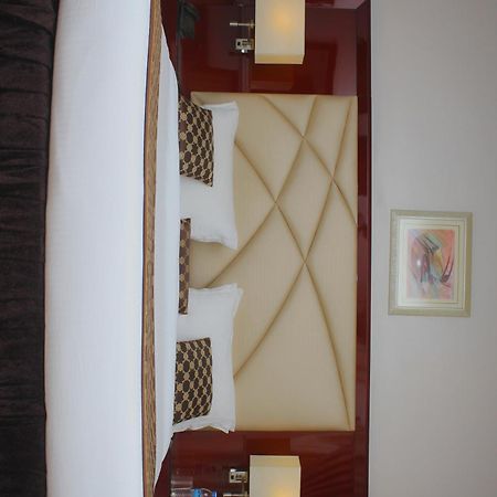De Rembrandt Hotels And Suites Ikeja Εξωτερικό φωτογραφία